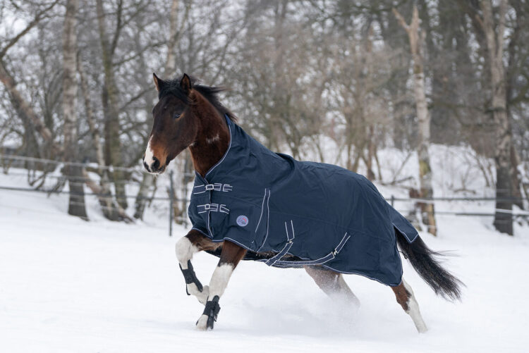 HKM Utetäcke Highneck Halvhals 600D 0g-300g