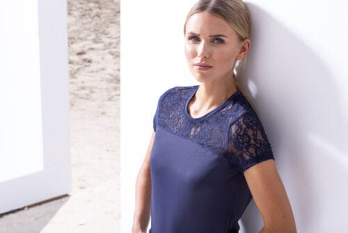 Alternative view of Pikeur Nava Damtröja Med Spets Marin