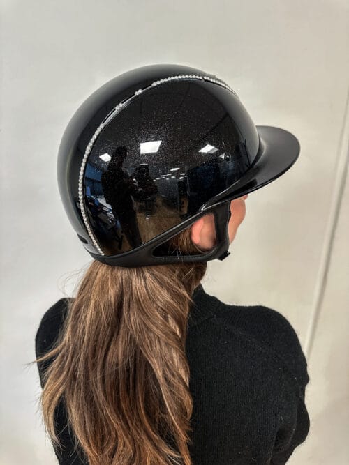 OneK MIPS Avancé Lux ridhjälm – skimrande yta, Swarovski-kant Avancé Lux | VbridSport