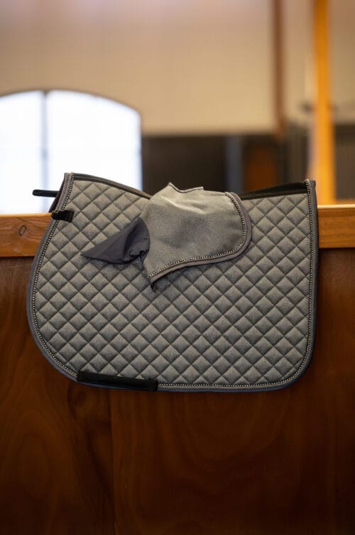 Alternative view of HorseGuard Milva Schabrak Allround