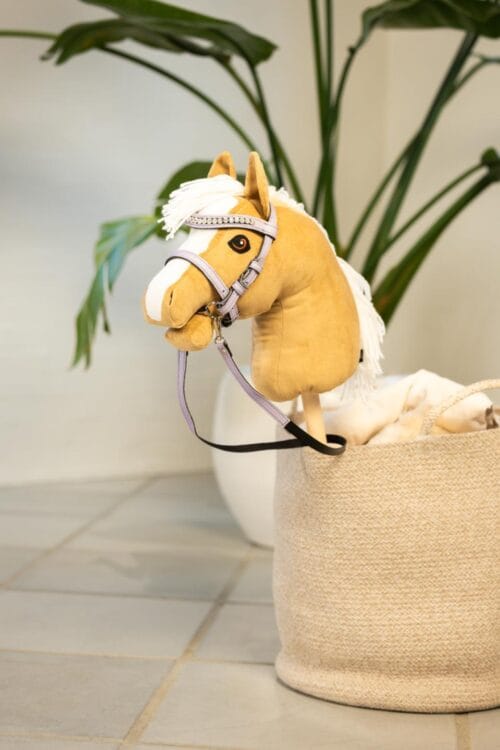 Alternative view of My Hobby Horse Träns, lavendel med silverstenar