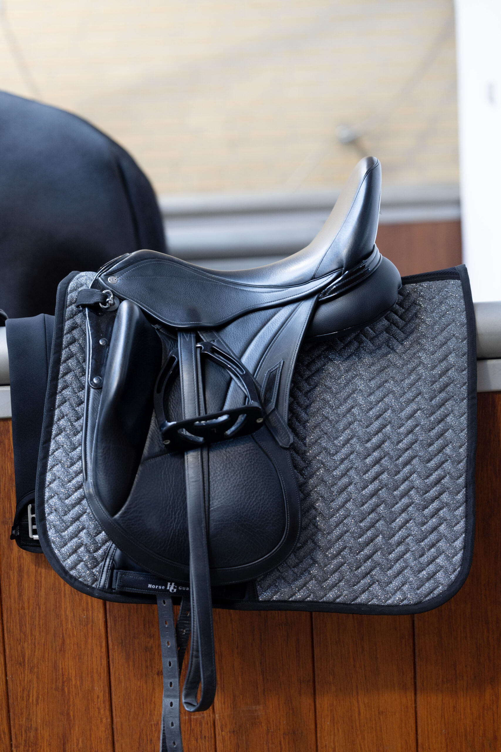 Horse Guard Waco dressyrschabrak - Silver , Dressyr 16"
